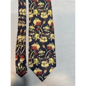 VINTAGE Alynn Mens Tie 100% Silk Antique Fishing‎ Gear 90's USA